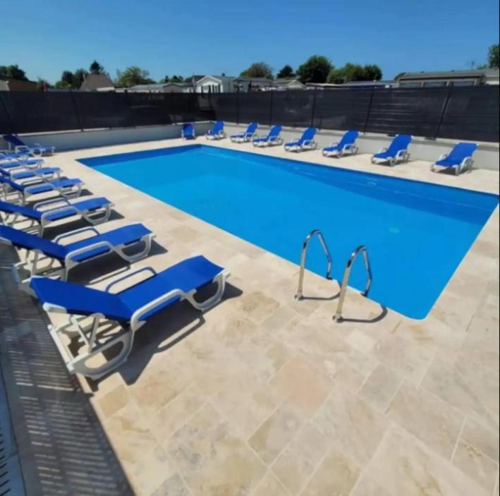 Отель Bienvenue Chez Anais ! Biville-sur-Mer Экстерьер фото